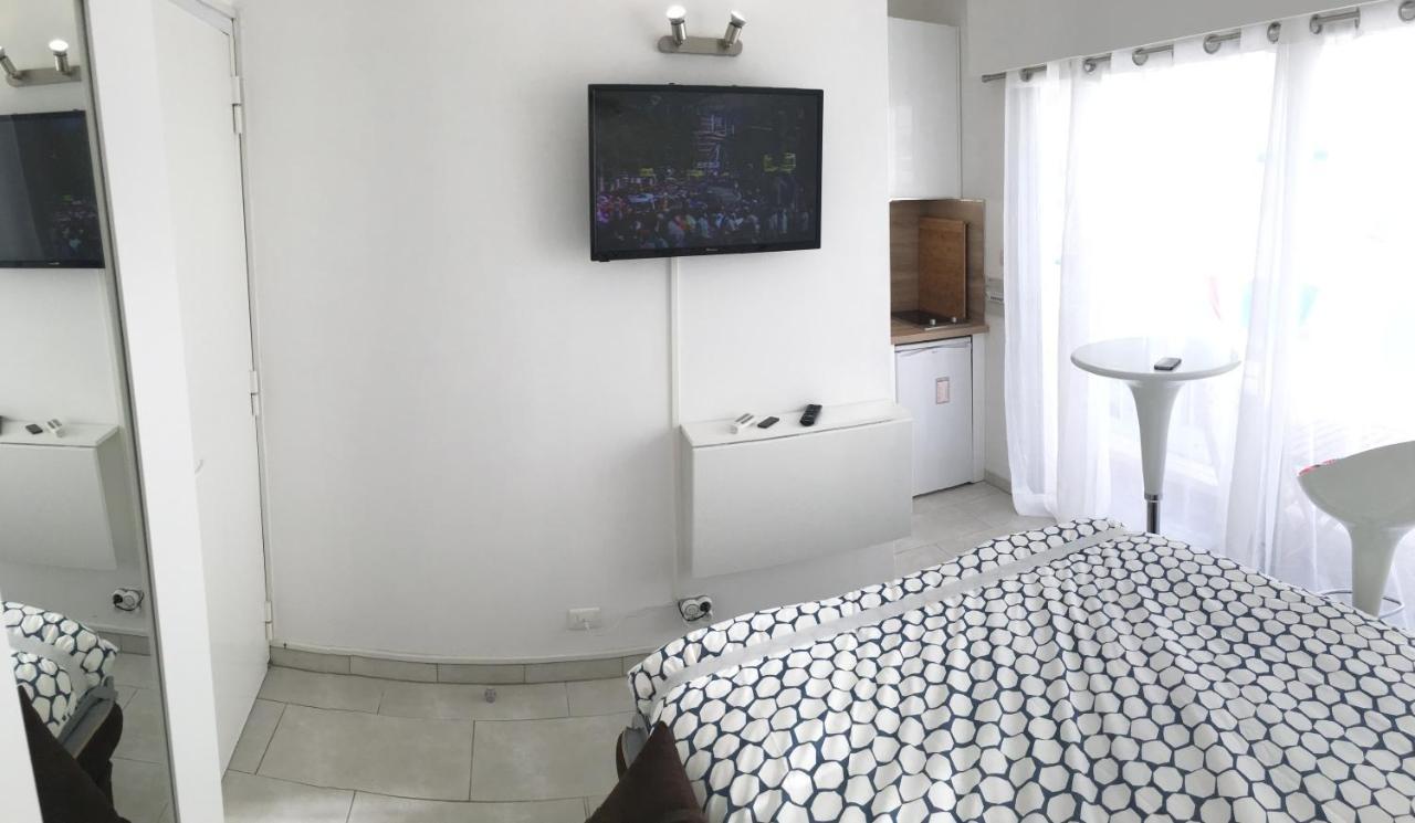 ニース Studio Carre D'Or Situe A 50 M De La Plageアパートホテル エクステリア 写真